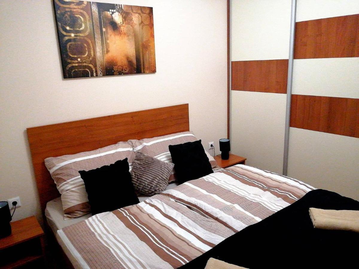 Olga Apartman Szeged Exteriör bild